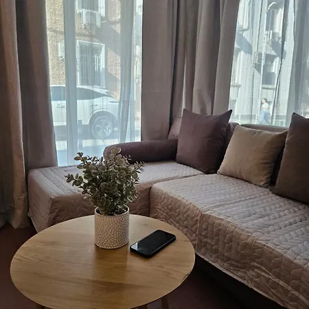 Charming Ground Floor Aprt In Old *