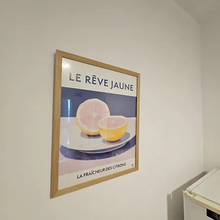 Charming Ground Floor Aprt In Old Szófia