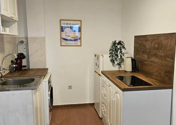 Apartment Charming Ground Floor Aprt In Old Sofia