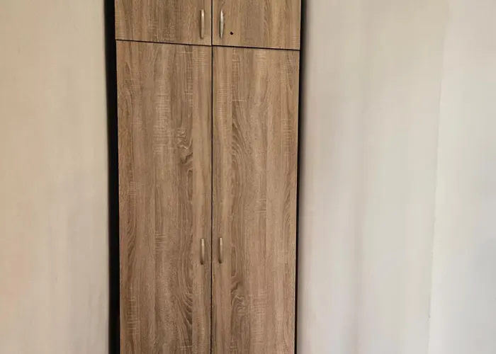 アパート Charming Ground Floor Aprt In Old