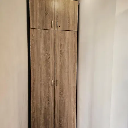 Apartman Charming Ground Floor Aprt In Old