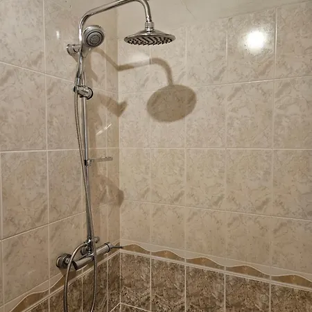 Apartman Charming Ground Floor Aprt In Old *
